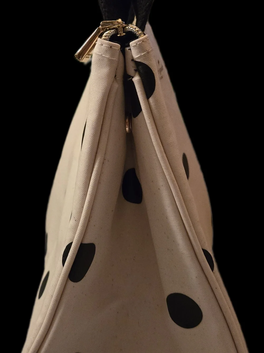 kate spade Beige Canvas Lunch Tote w Black Polka Dots,Gold Zipper,Snaps 10x9x6